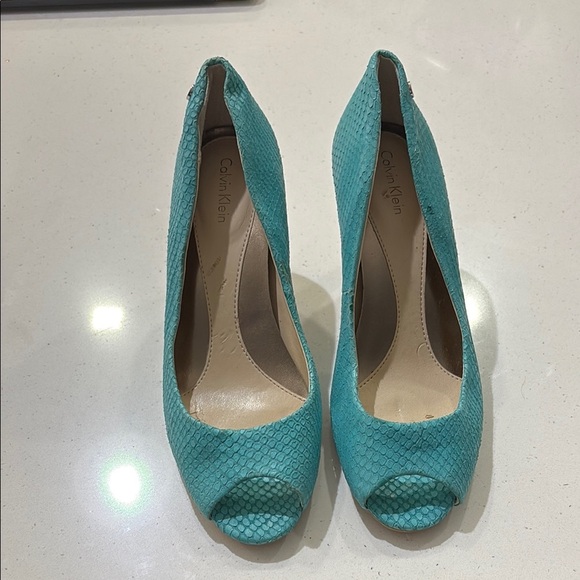 Calvin Klein Women's Peep Toe Snake Pumps - Teal - Picture 1 of 8
